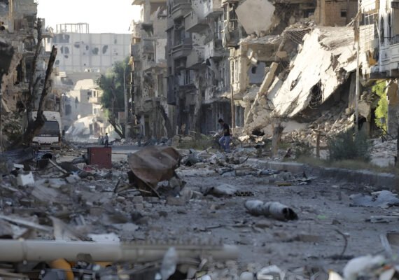 تفاصيل مشروع إزالة الأنقاض السعودي في دمشق وريفها